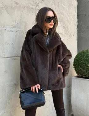 Норковый полушубок оверсайз с английским воротником, цвет 