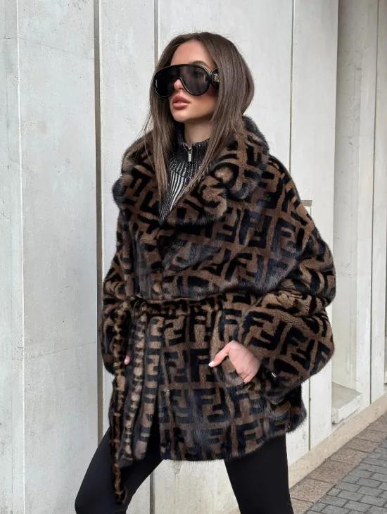 Шуба из плюшевой норки VELVET летучая мышь с черным принтом