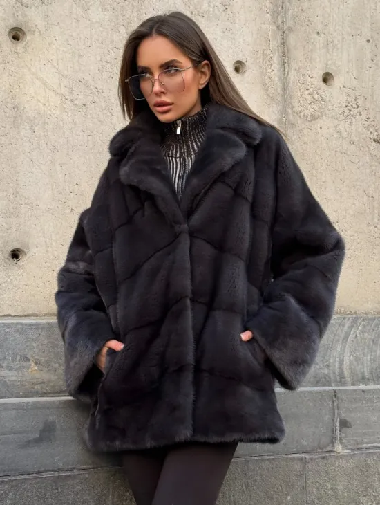 Полушубок норковый графит с английским воротником и манжетом