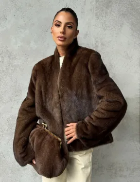 Меховой кроп - жакет из норки цвета соболь с V-образным воротником