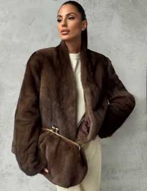 Меховой кроп - жакет из норки цвета соболь с V-образным воротником