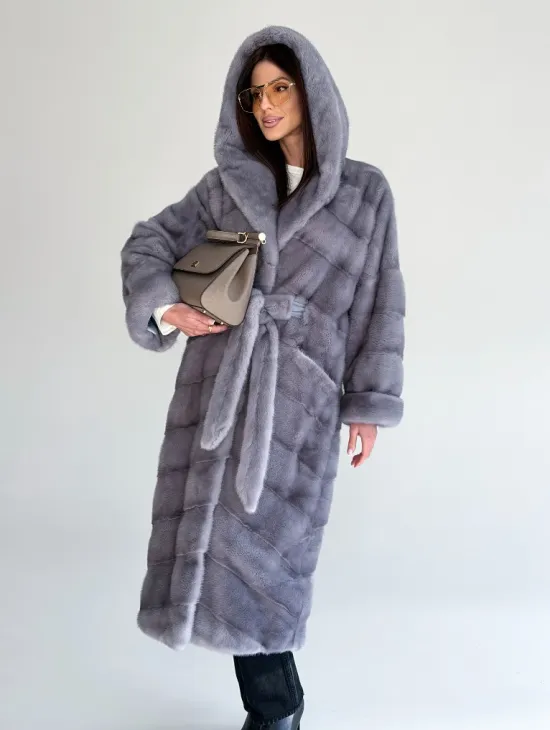 Удлиненная норковая шуба - кимоно с капюшоном