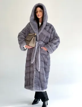 Удлиненная норковая шуба - кимоно с капюшоном