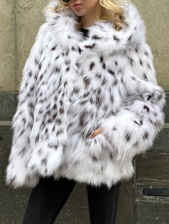 Полушубок из песца под рысь с капюшоном