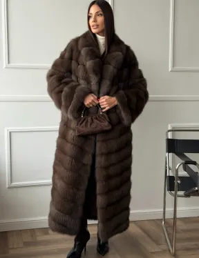 Длинная шуба из меха куницы Exclusive fur