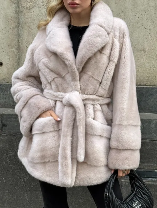 Светлый норковый полушубок PREMIUM FUR с английским воротником