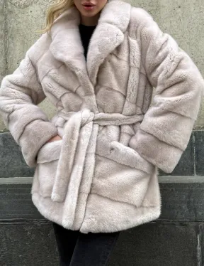 Светлый норковый полушубок PREMIUM FUR с английским воротником