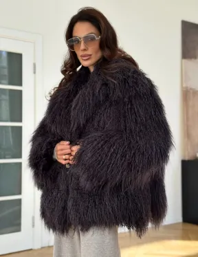Полушубок из меха ламы в цвете графит