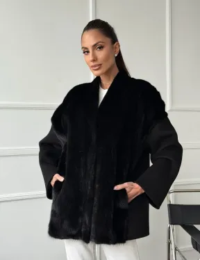 Полупальто демисезонное шерстяное с отделкой из меха норки