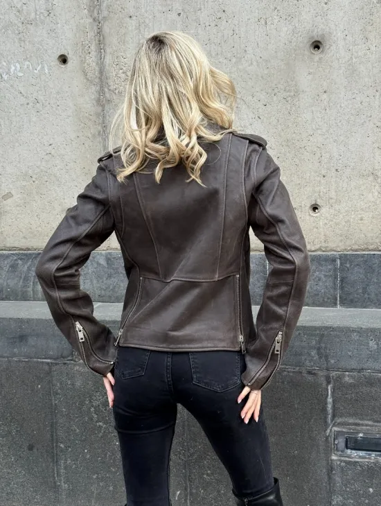 Косуха женская из винтажной кожи