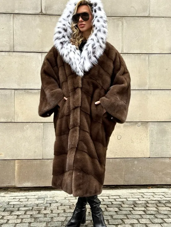 Норковая шуба с капюшоном из лисы под рысь - стиль 
