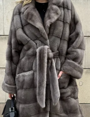 Шуба - кимоно под пояс из меха аукционной норки с английским воротником