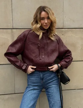 Бомбер женский из натуральной плетеной кожи - Burgundy цвет