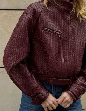 Бомбер женский из натуральной плетеной кожи - Burgundy цвет