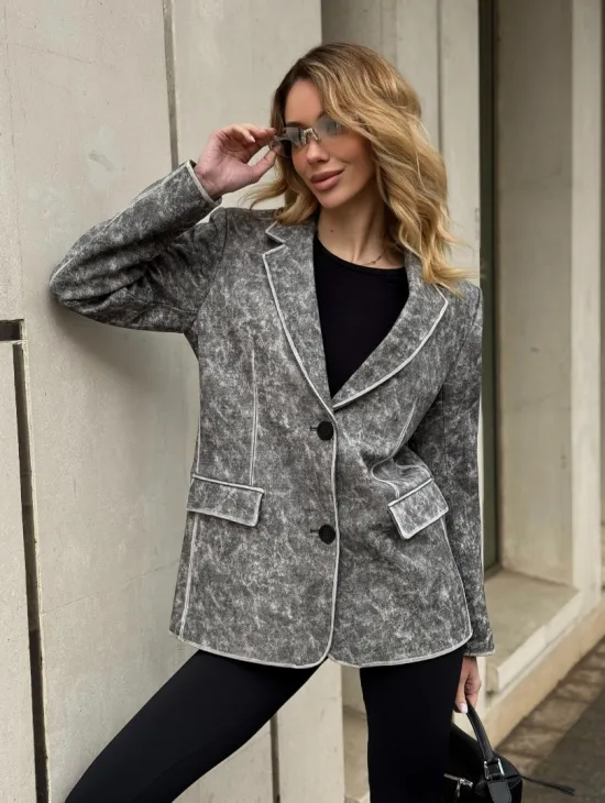 Женский кожаный пиджак Retro style весна 2025 - Vintage Marble