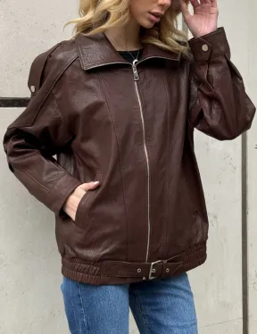 Коричневая кожаная курточка - бомбер на молнии