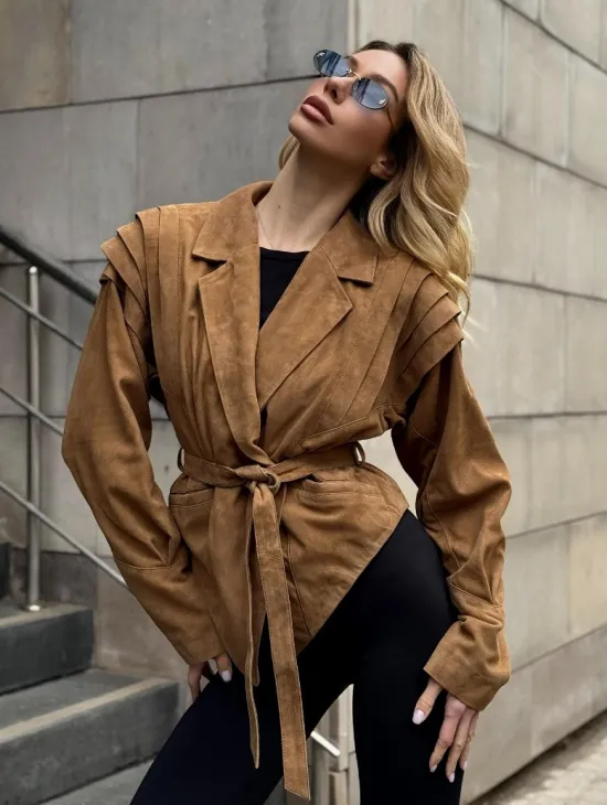 Женская куртка из замшевой кожи с поясом - American style