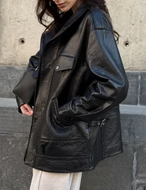 Модная черная куртка из натуральной кожи 