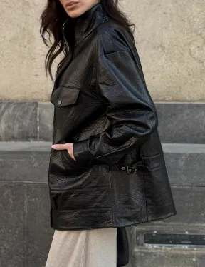 Модная черная куртка из натуральной кожи 