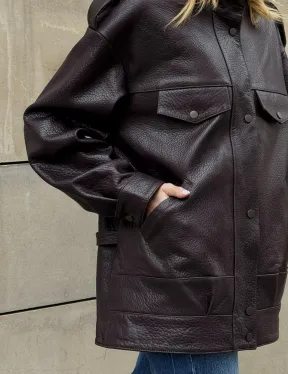 Кутка - бомбер оверсайз из натуральной кожи в стиле Y2K