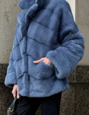 Короткая норковая шуба в цвете джинс с английским воротником