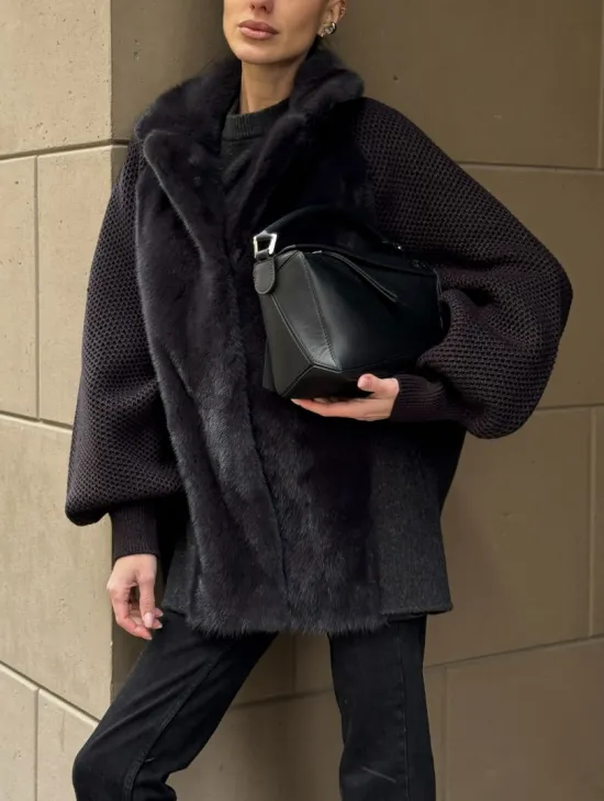 Шерстяная женская куртка с отделкой из меха норки