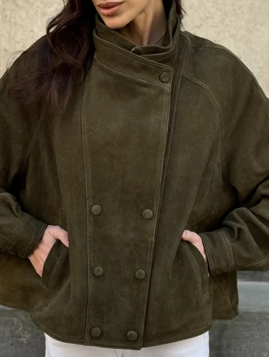 Женский замшевый блейзер - стойка воротник