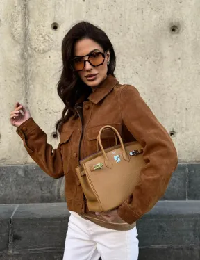 Прямой жакет из натуральной замши с накладными карманами