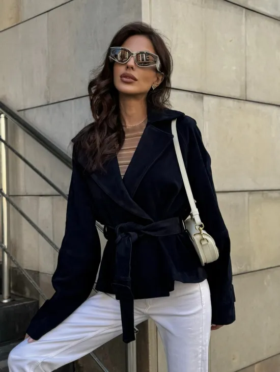 Модная куртка из замшевой кожи