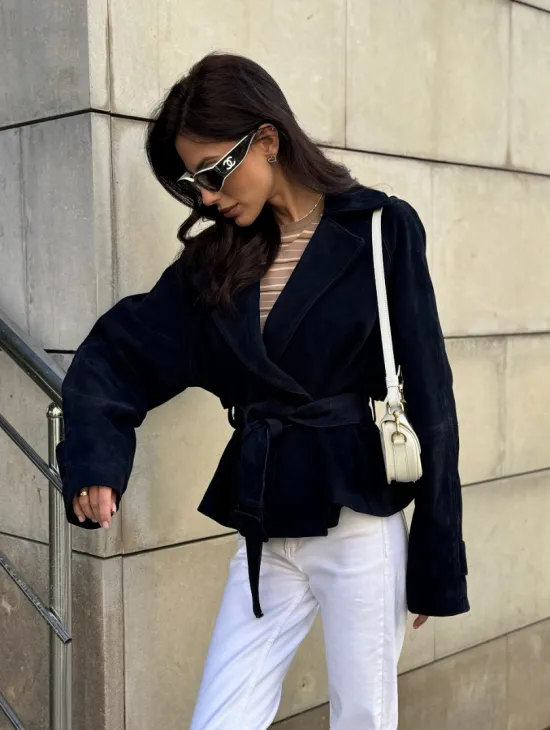 Модная куртка из замшевой кожи