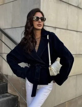 Модная куртка из замшевой кожи