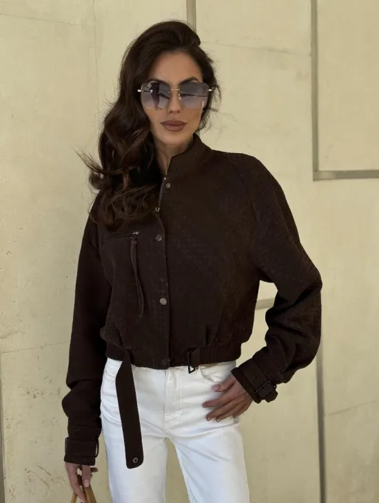 Кроп - бомбер из плетеной замшевой кожи в цвете шоколад