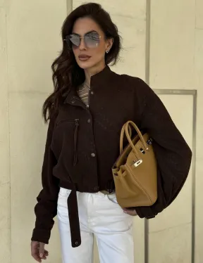 Кроп - бомбер из плетеной замшевой кожи в цвете шоколад