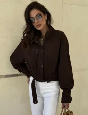 Кроп - бомбер из плетеной замшевой кожи в цвете шоколад
