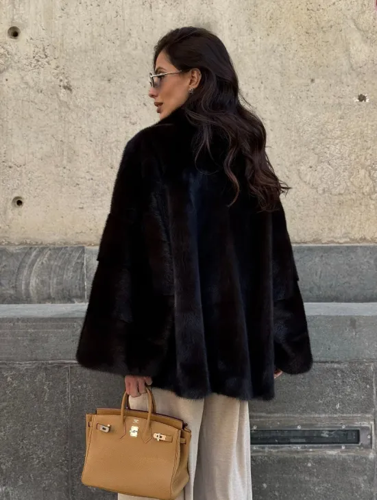 Норковая шуба в цвете махагон