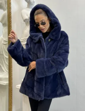 Короткая шуба из импортной норки с капюшоном