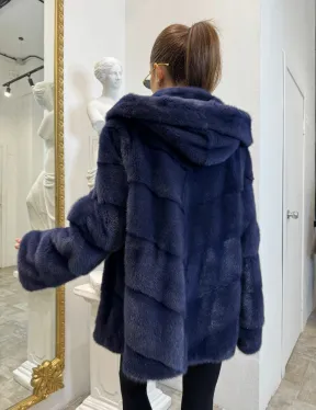 Короткая шуба из импортной норки с капюшоном