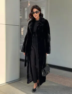 Удлиненная черная шуба с поясом из скандинавской норки