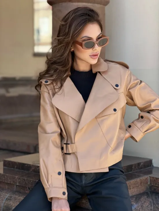 Популярная косуха в сливочной гладкой коже