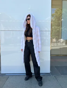 Шуба из европейской норки в цвете паломино с капюшоном