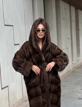 Элитная норковая шуба NAFA  в цвете соболь с капюшоном