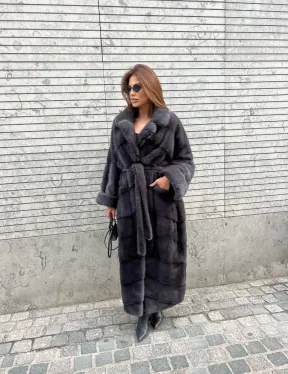 Удлиненная шуба из норки в цвете графит