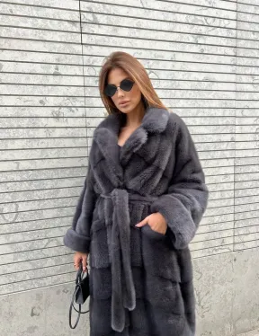 Удлиненная шуба из норки в цвете графит
