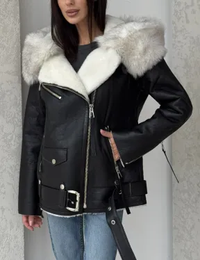 Черная куртка дубленка с капюшоном