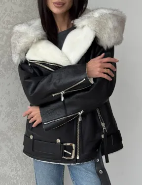 Черная куртка дубленка с капюшоном