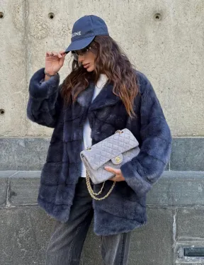 Короткая норковая шуба - автоледи