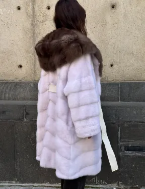 Шуба норковая  - капюшон куница