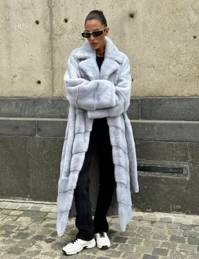 Длинная шуба из голубой скандинавской норки