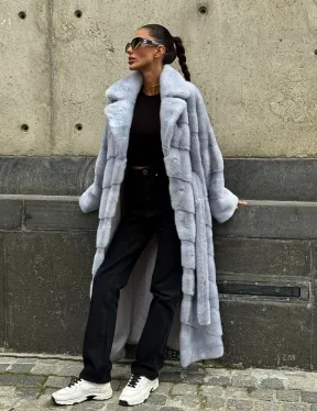 Длинная шуба из голубой скандинавской норки