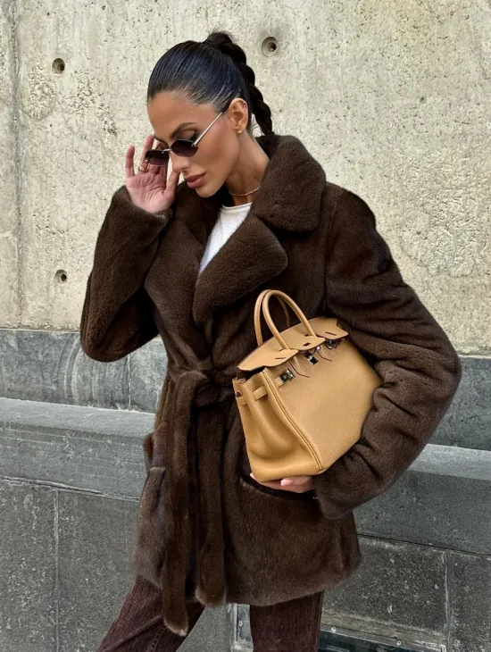 Шуба из скандинавской норки VELVET - цвет соболь